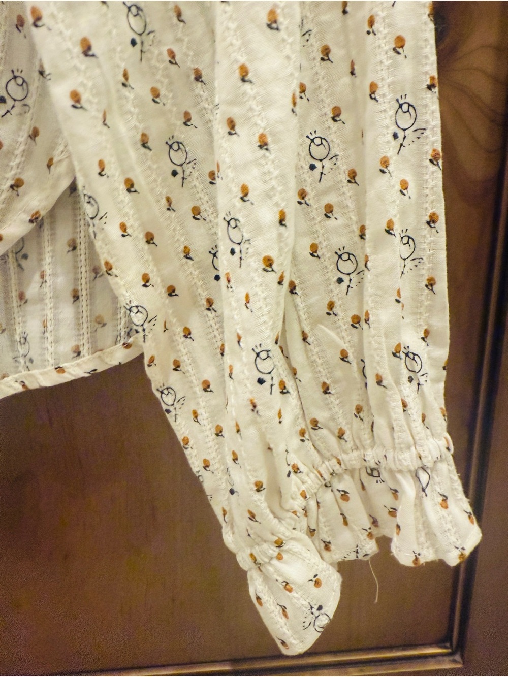 Pilcro Anthropologie Blouse with Yellow Print and Scalloped Collar size S - Picture 3 of 4